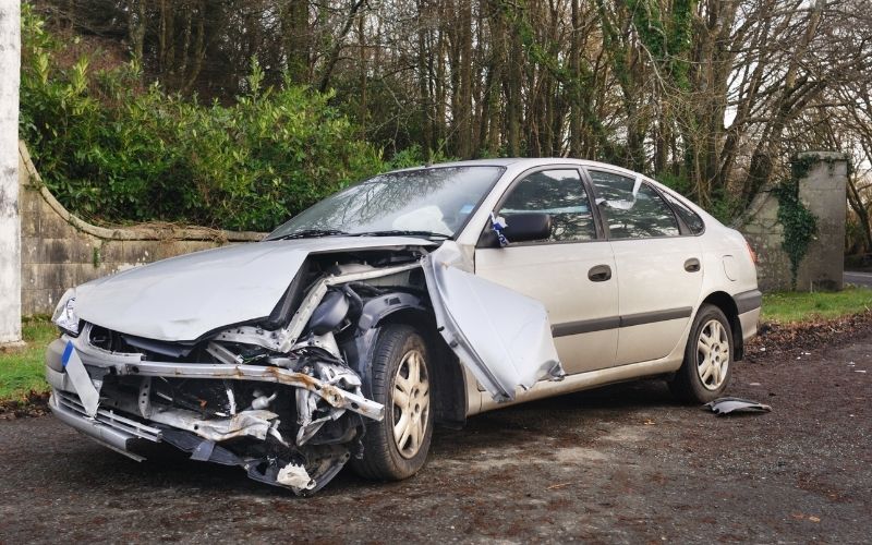 Ramassage épave automobile gratuite Créteil - YL Auto Services Centre VHU